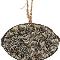 Cesta de sebo con pipas de girasol para pájaros Gramáž 250g