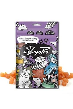 Snack para gatos secado Cubitos blandos de salmón Gramáž 70g