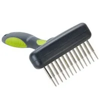 BUSTER Coat Comb with 13 Long Pins