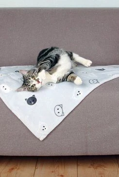 Manta para gatos MIMI con cabezas de gato 70x50cm gris TR