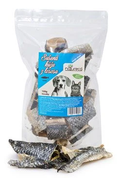 Treat Dried Salmon Skin Pieces Gramáž 100g